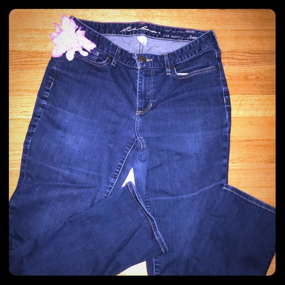 Straight curvy leg jeans only wore once